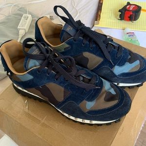 Valentino Sneakers